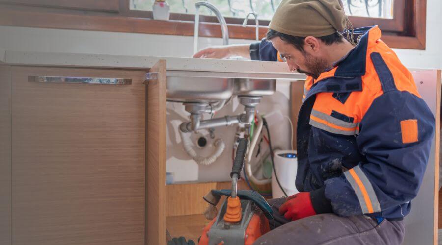 Local 24/7 Emergency Plumbing in Brooker, FL
